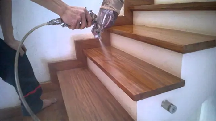 Sơn PU phục hồi vẻ đẹp tự nhiên cho gỗ