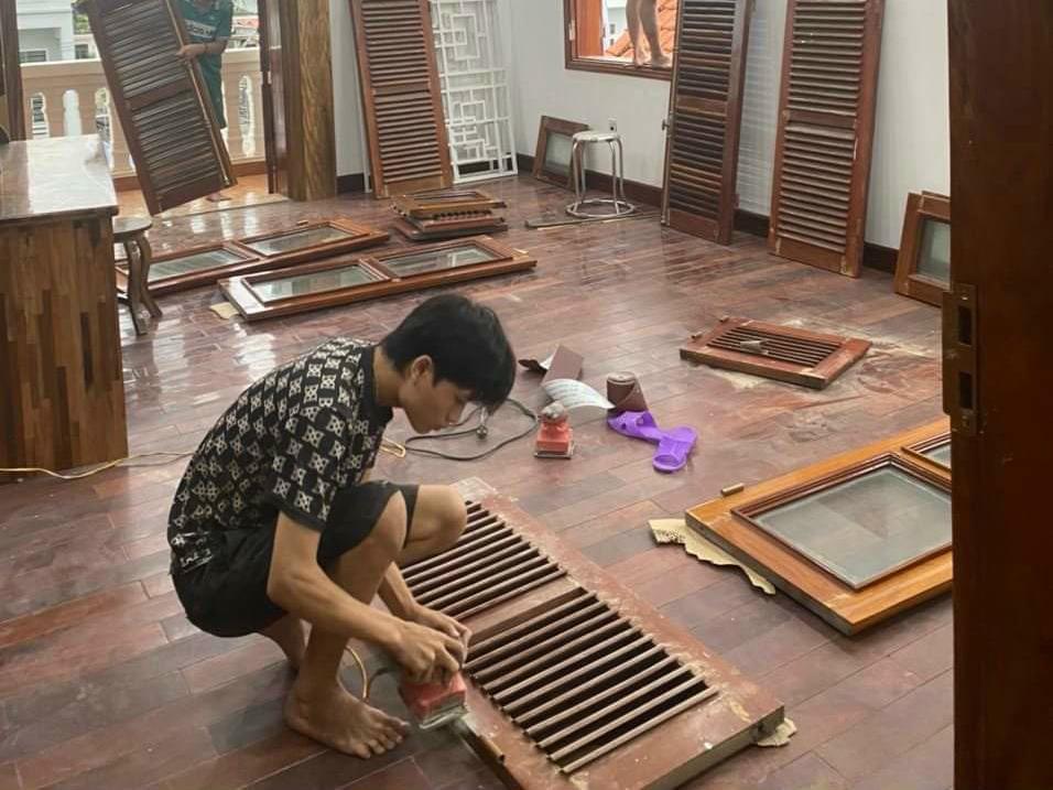 Dịch vụ sơn sửa đồ gỗ tại nhà chuyên nghiệp - Nội Thất VNHome